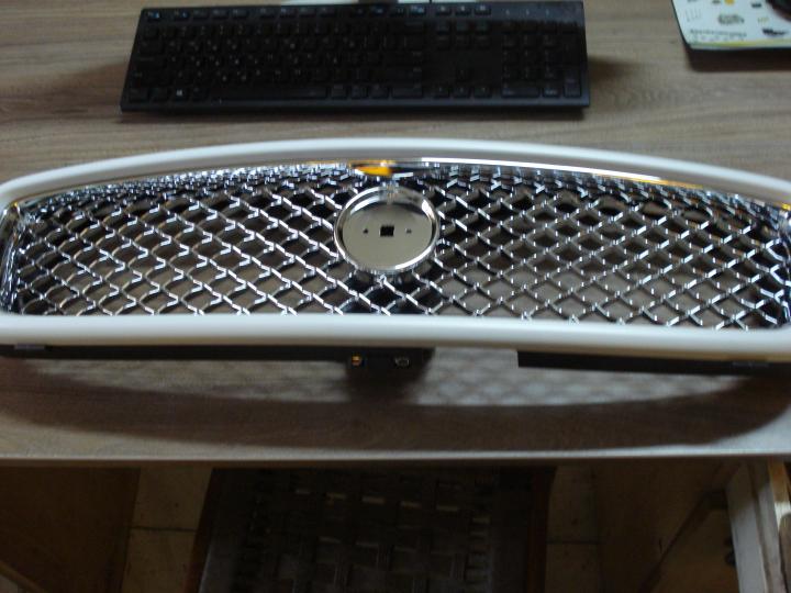 Εμπρος Μασκα Jaguar X type Facelif
