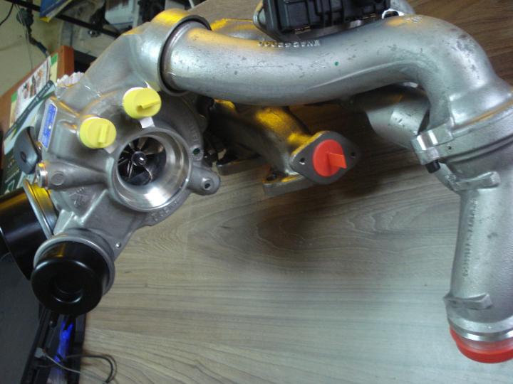 LR094518 Twin turbo Discovery 5